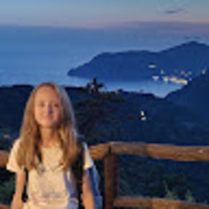 Meet your Posher, Kelly